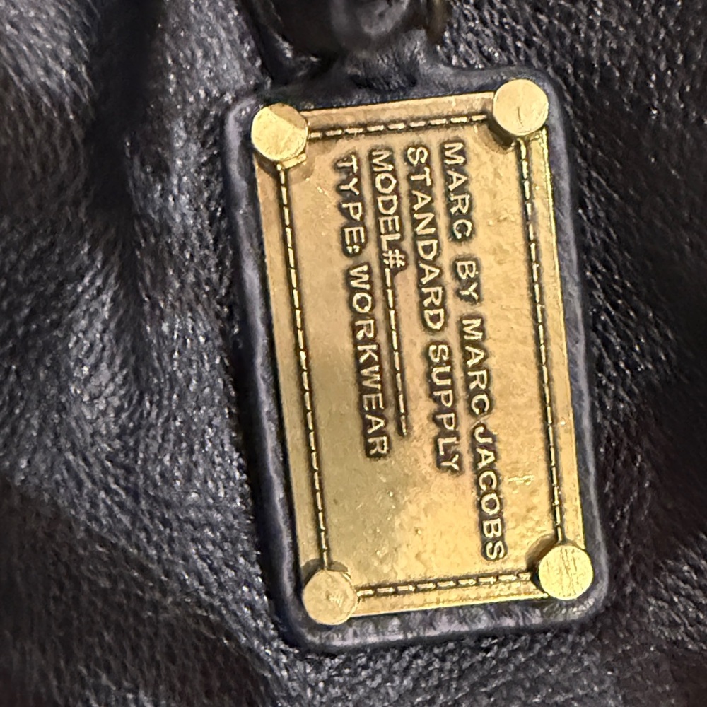 Marc by Marc Jacobs leather overnight bag - Picture 3 of 14